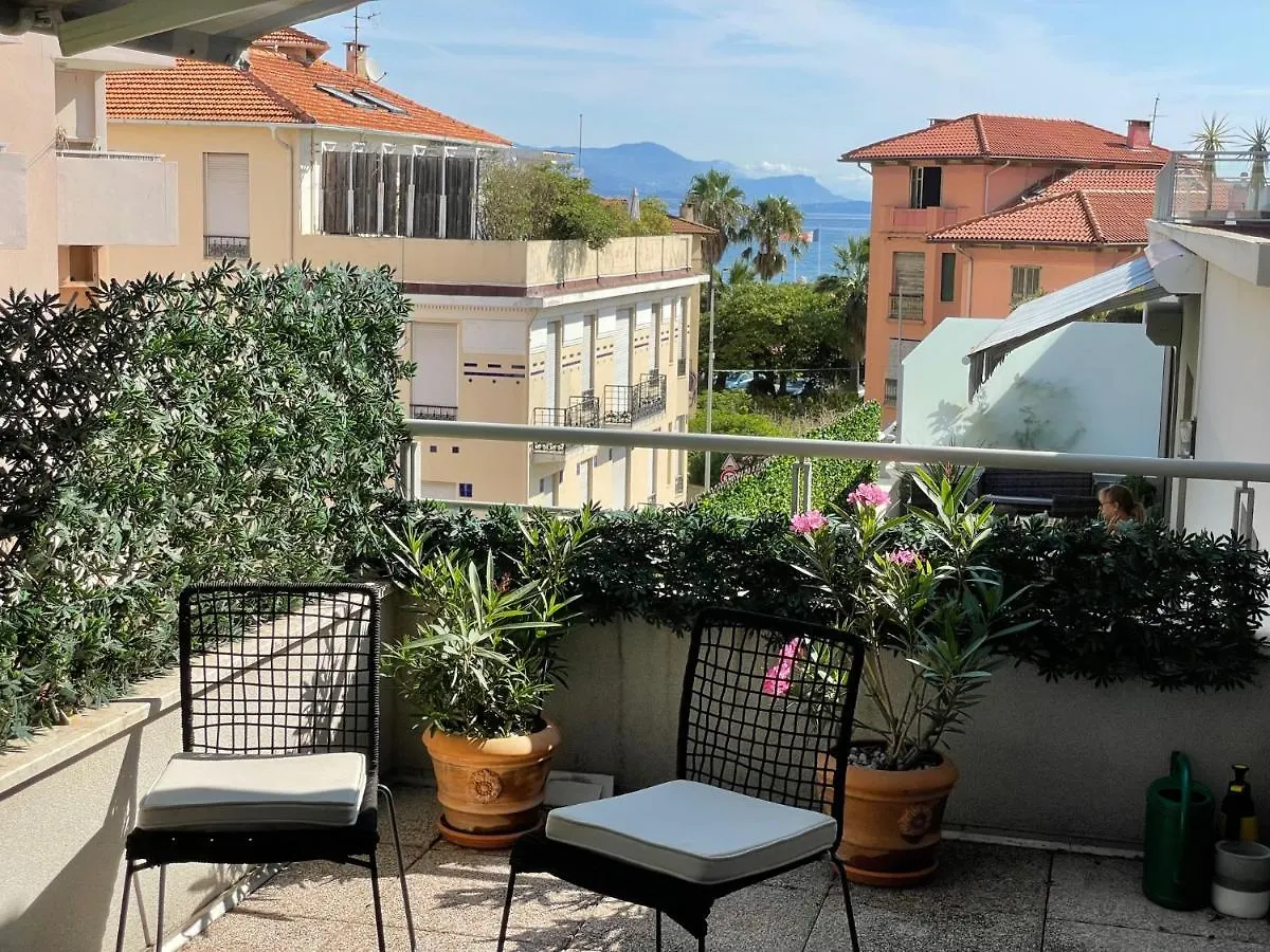 Le Ponteil Plage Antibes 0*,